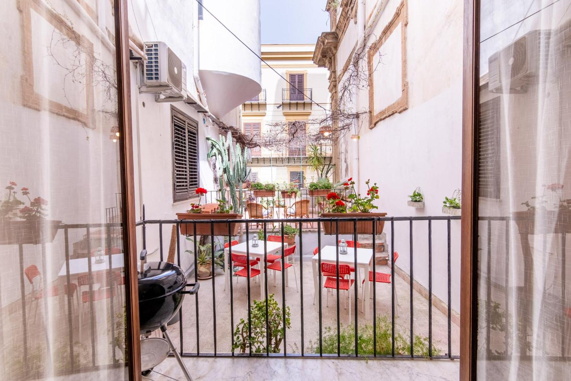 Palazzo Del Bono Suites Palermo Luaran gambar